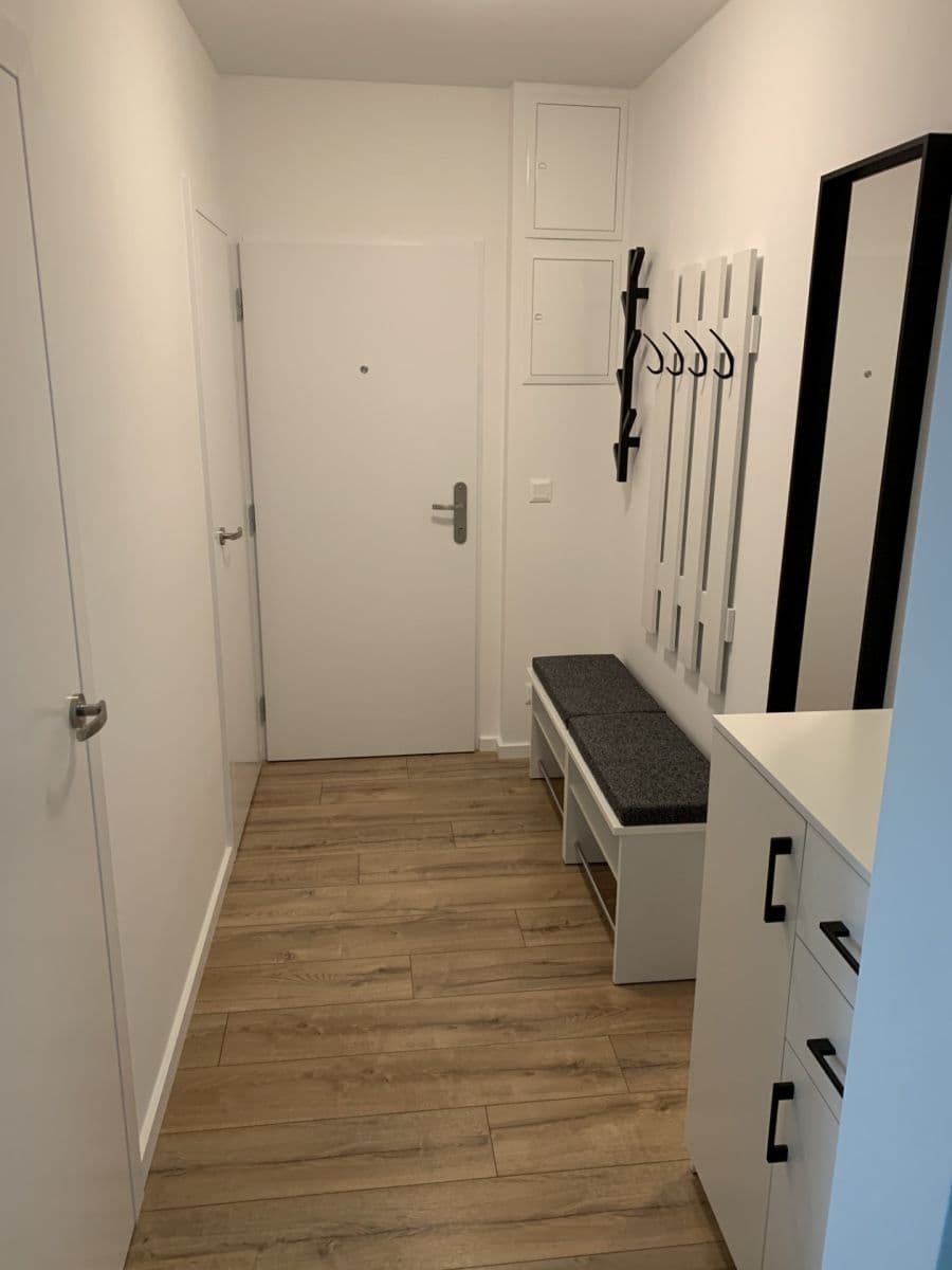 Pronájem bytu 2+1 58 m², Jozefa Cígera Hronského, Nové Mesto, Bratislavský kraj Pronájem bytu 2+1 58 m², Jozefa Cígera Hronského, Nové Mesto, Bratislavský kraj