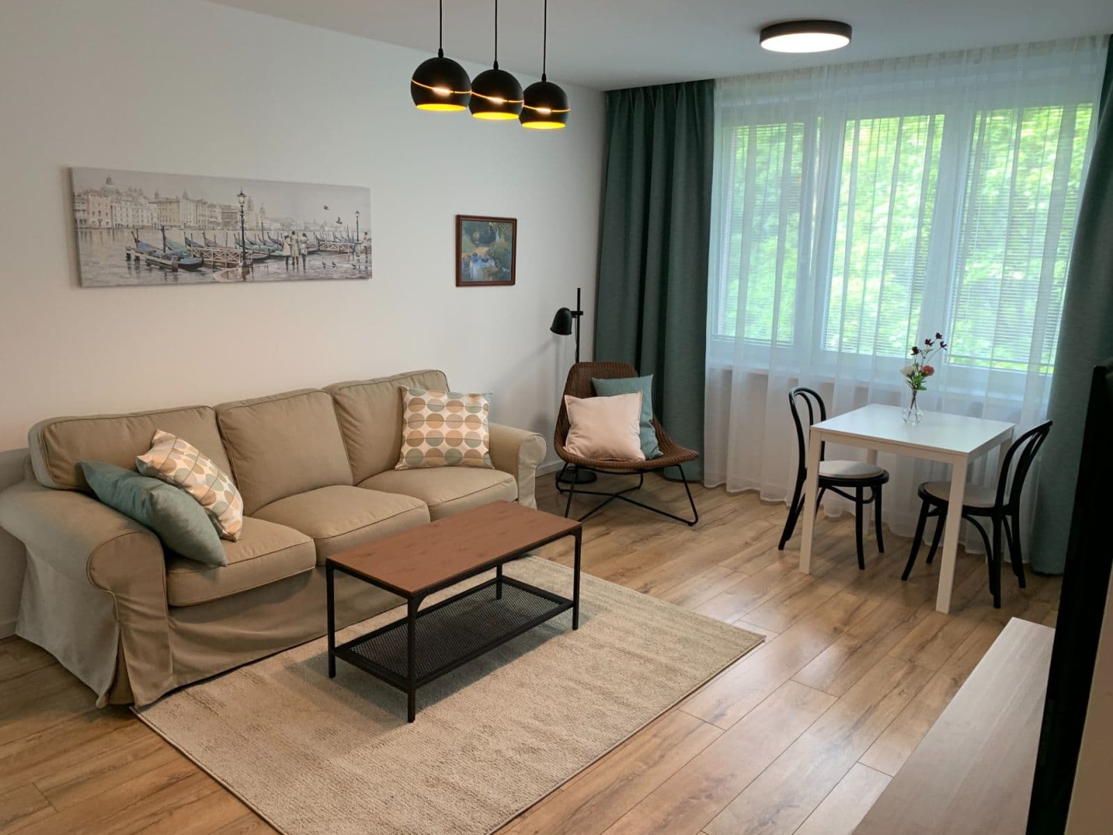Pronájem bytu 2+1 58 m², Jozefa Cígera Hronského, Nové Mesto, Bratislavský kraj Pronájem bytu 2+1 58 m², Jozefa Cígera Hronského, Nové Mesto, Bratislavský kraj