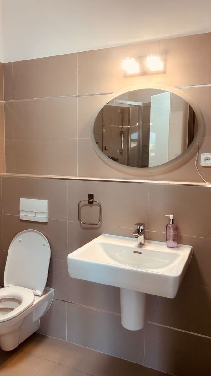 Pronájem bytu 4+kk 120 m², Medunova, Praha, Praha Pronájem bytu 4+kk 120 m², Medunova, Praha, Praha