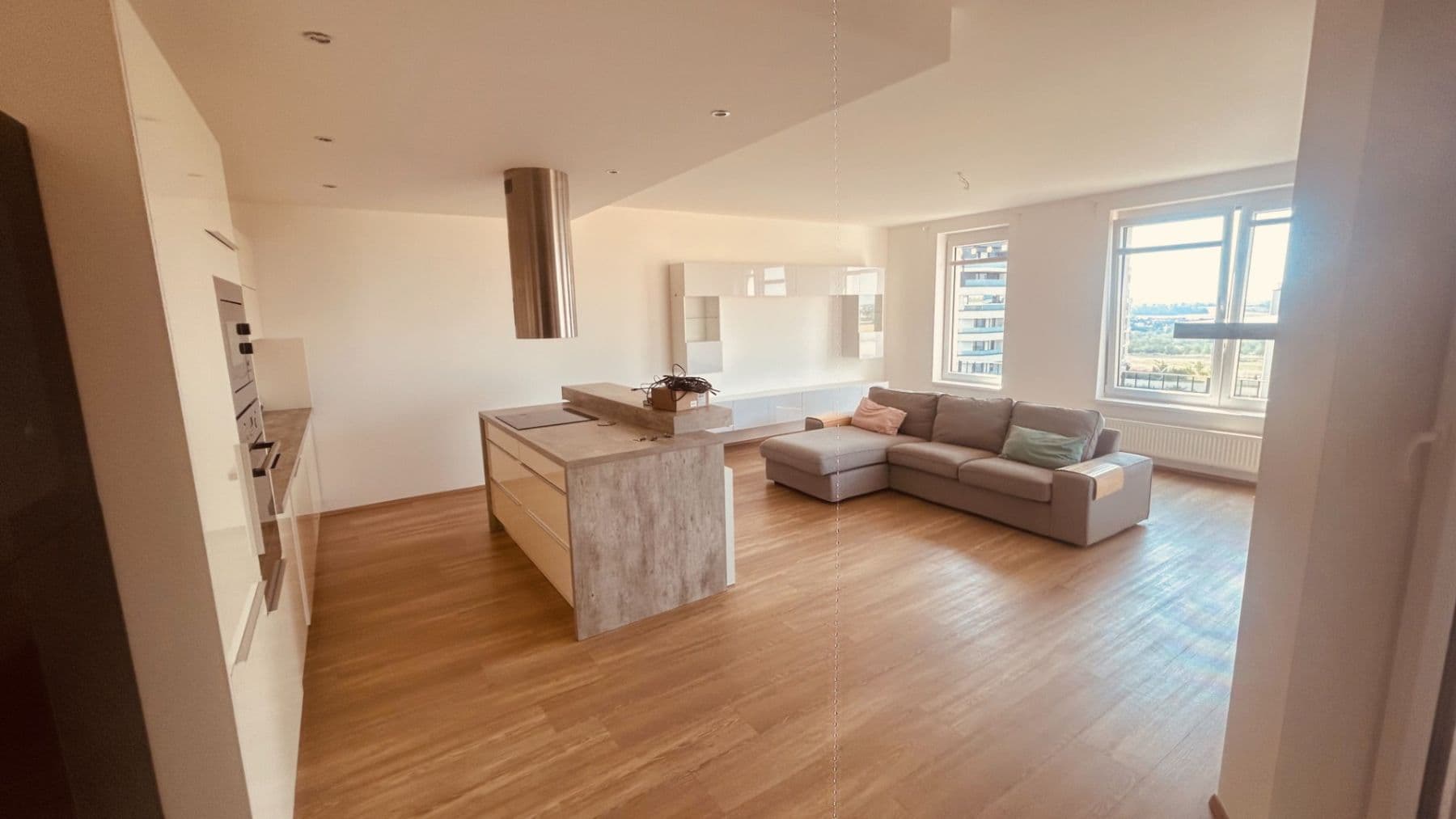 Pronájem bytu 4+kk 120 m², Medunova, Praha, Praha Pronájem bytu 4+kk 120 m², Medunova, Praha, Praha