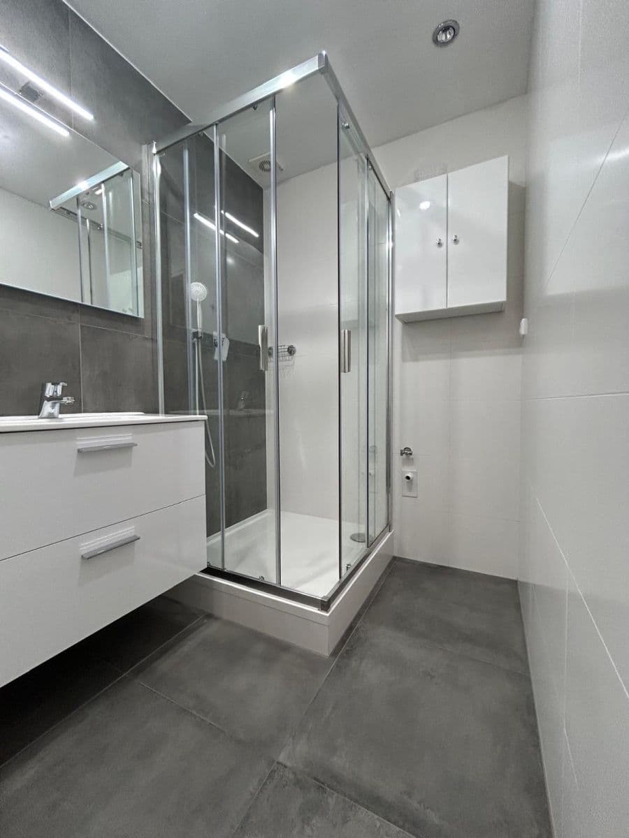 Pronájem bytu 2+kk 43 m², Brdičkova, Praha, Praha Pronájem bytu 2+kk 43 m², Brdičkova, Praha, Praha