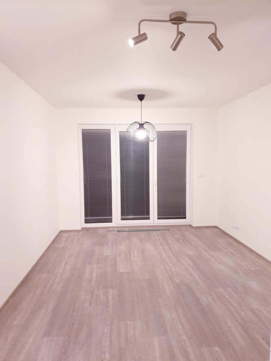 Pronájem bytu 2+kk 51 m², Do Zahrádek I, Praha, Praha Pronájem bytu 2+kk 51 m², Do Zahrádek I, Praha, Praha