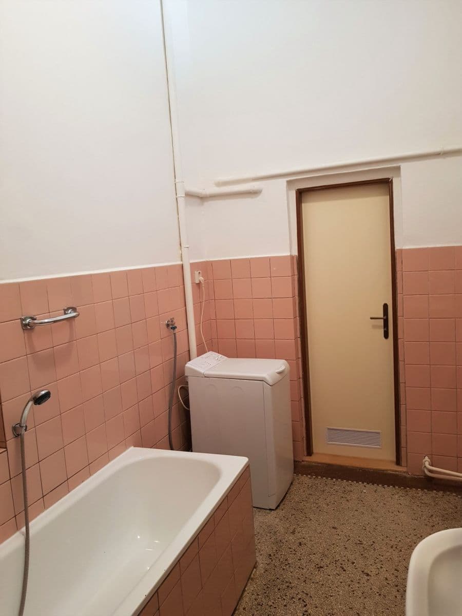Pronájem bytu 4+kk 115 m², Hálkova, Plzeň, Plzeňský kraj Pronájem bytu 4+kk 115 m², Hálkova, Plzeň, Plzeňský kraj