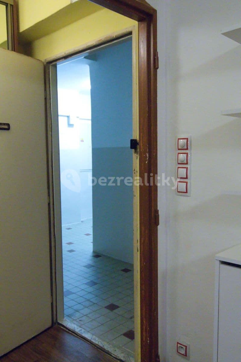 Pronájem bytu 1+kk 23 m², Evropská, Praha, Praha Pronájem bytu 1+kk 23 m², Evropská, Praha, Praha
