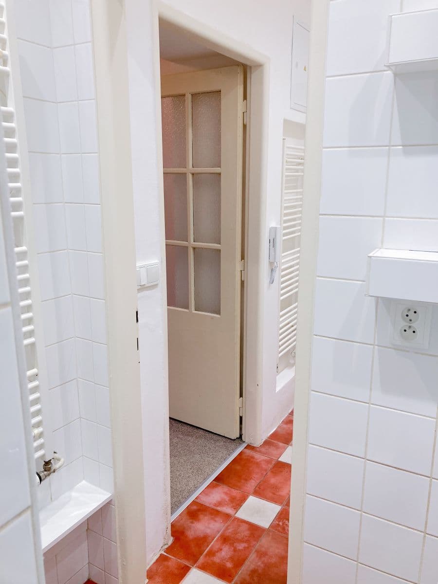 Pronájem bytu 1+kk 27 m², Na Vrstvách, Praha, Praha Pronájem bytu 1+kk 27 m², Na Vrstvách, Praha, Praha