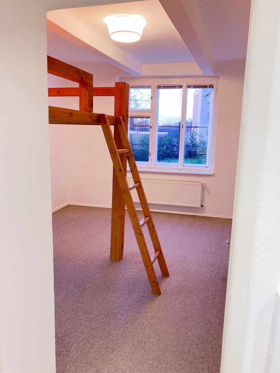 Pronájem bytu 1+kk 27 m², Na Vrstvách, Praha, Praha Pronájem bytu 1+kk 27 m², Na Vrstvách, Praha, Praha