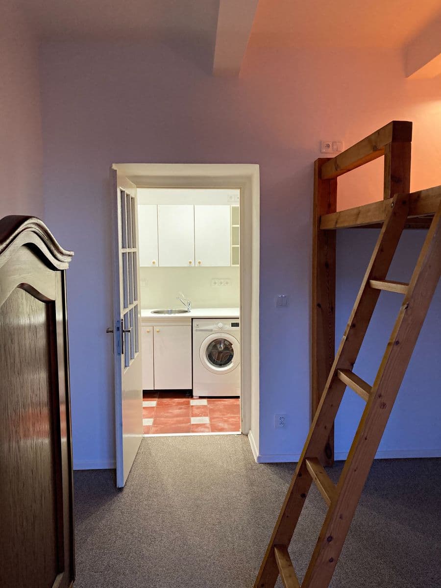 Pronájem bytu 1+kk 27 m², Na Vrstvách, Praha, Praha Pronájem bytu 1+kk 27 m², Na Vrstvách, Praha, Praha