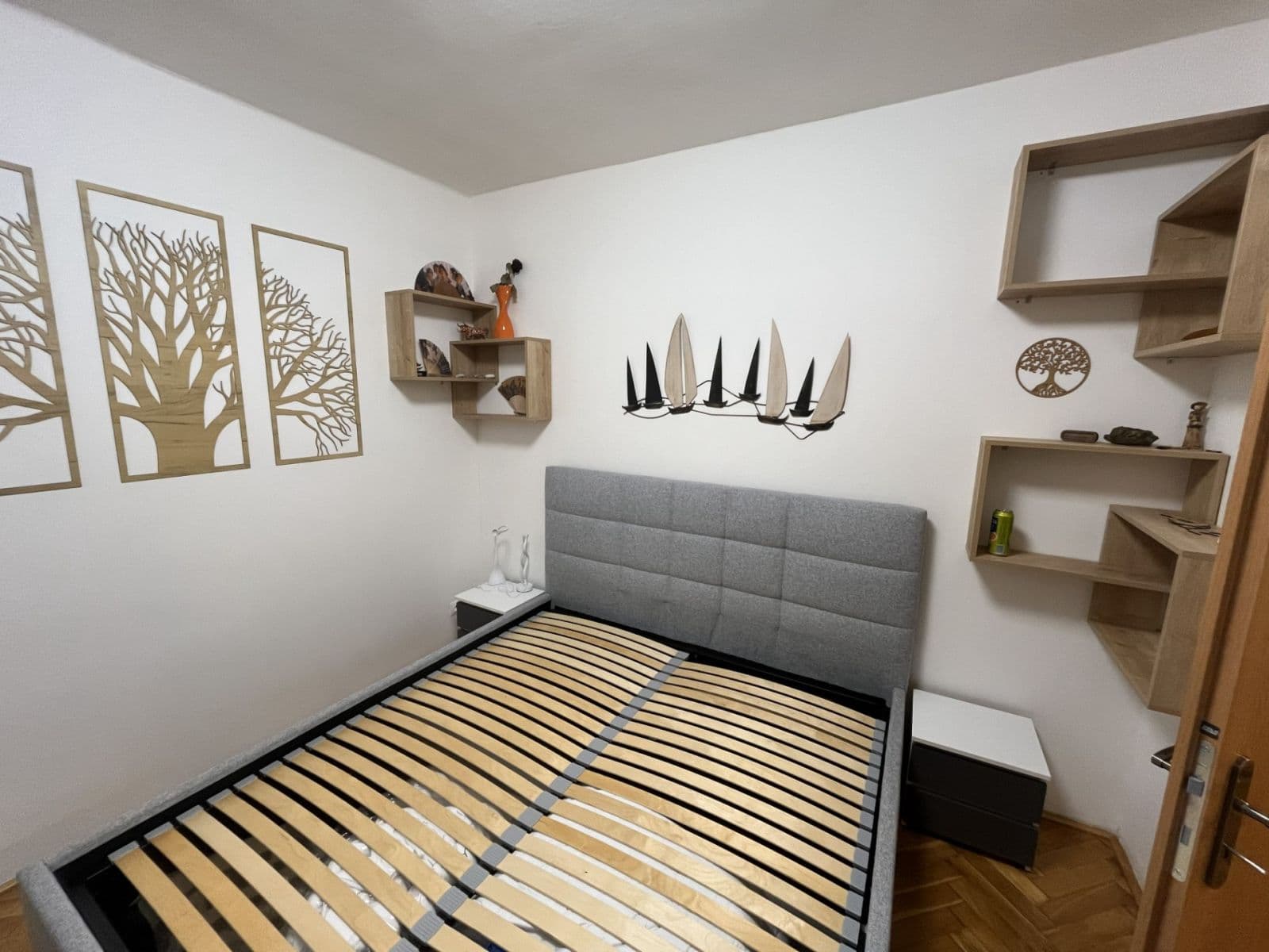 Pronájem bytu 3+1 54 m², Malešická, Praha, Praha Pronájem bytu 3+1 54 m², Malešická, Praha, Praha