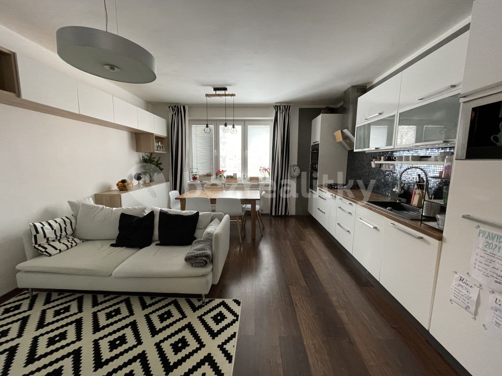 Pronájem bytu 3+kk 74 m², Jeremenkova, Praha, Praha Pronájem bytu 3+kk 74 m², Jeremenkova, Praha, Praha