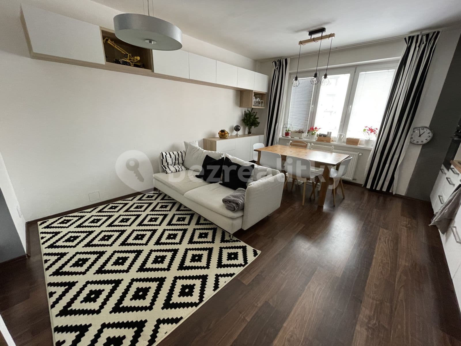 Pronájem bytu 3+kk 74 m², Jeremenkova, Praha, Praha Pronájem bytu 3+kk 74 m², Jeremenkova, Praha, Praha
