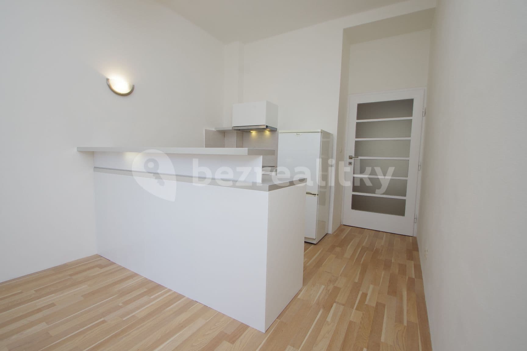 Pronájem bytu 1+1 48 m², Malešická, Praha, Praha Pronájem bytu 1+1 48 m², Malešická, Praha, Praha
