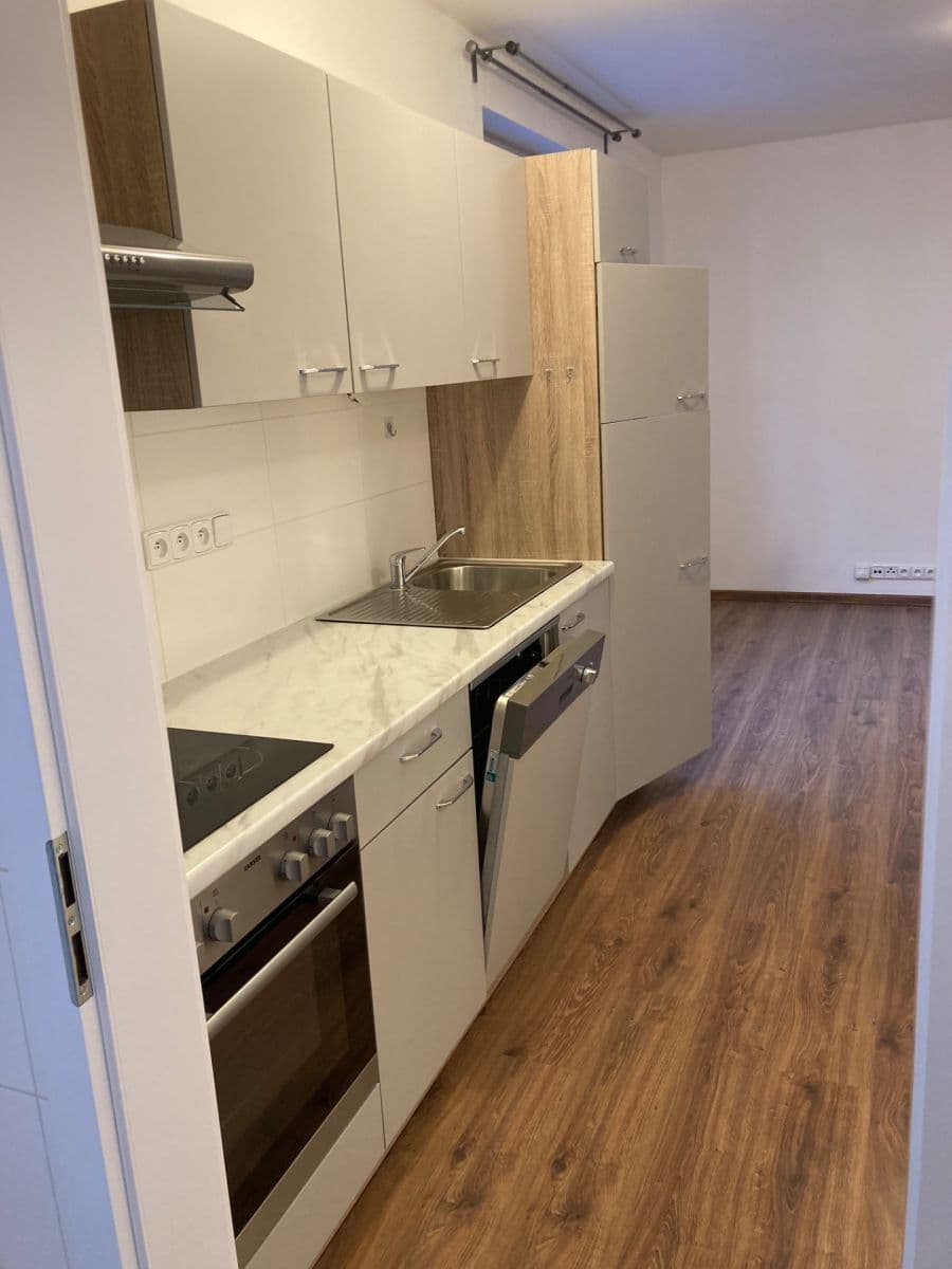 Pronájem bytu 2+kk 42 m², Pod Altánem, Praha, Praha Pronájem bytu 2+kk 42 m², Pod Altánem, Praha, Praha