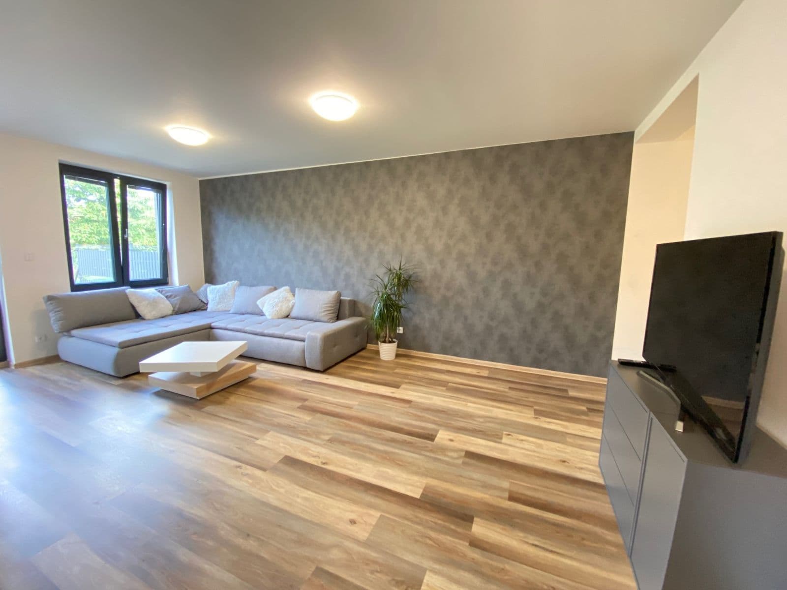 Pronájem bytu 2+kk 59 m², Nešverova, Brno, Jihomoravský kraj Pronájem bytu 2+kk 59 m², Nešverova, Brno, Jihomoravský kraj