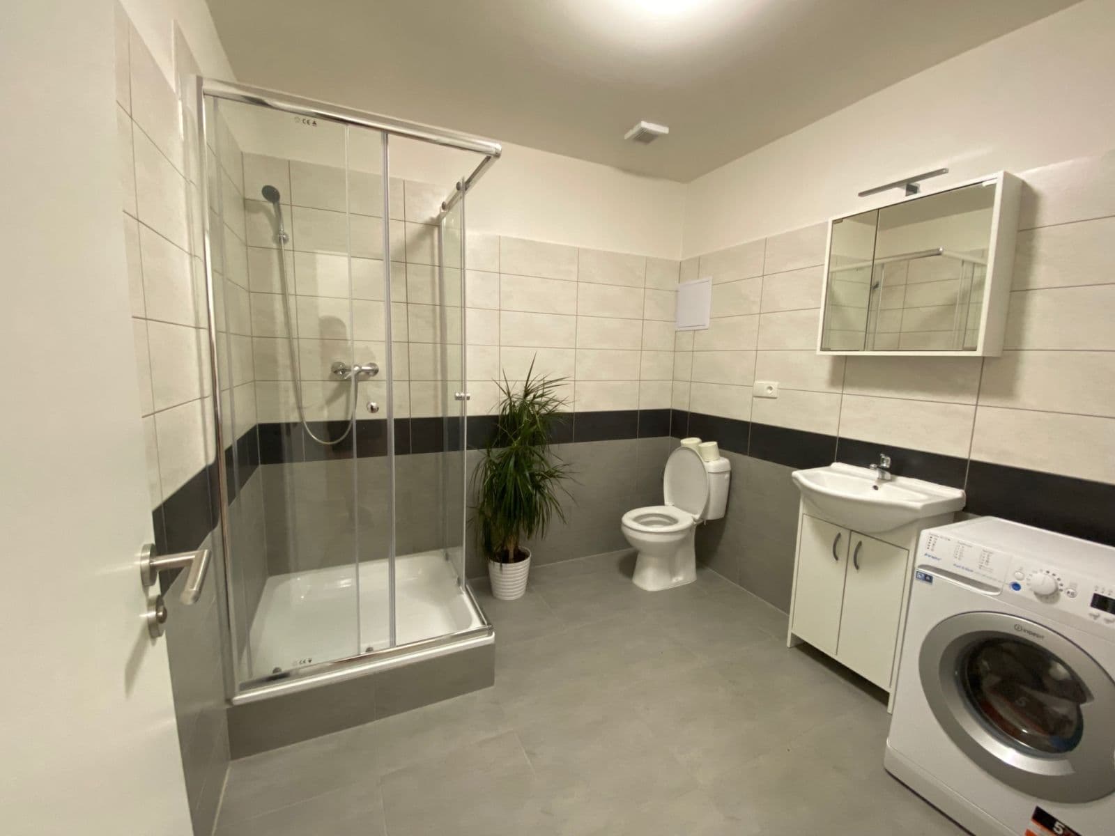 Pronájem bytu 2+kk 59 m², Nešverova, Brno, Jihomoravský kraj Pronájem bytu 2+kk 59 m², Nešverova, Brno, Jihomoravský kraj