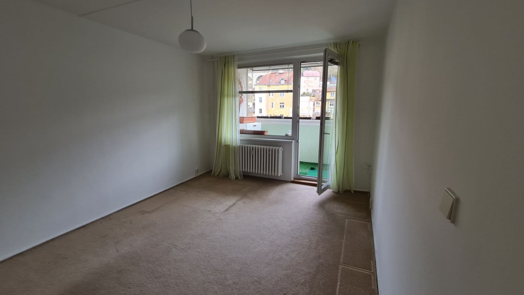 Pronájem bytu 2+1 64 m², Modenská, Karlovy Vary, Karlovarský kraj Pronájem bytu 2+1 64 m², Modenská, Karlovy Vary, Karlovarský kraj