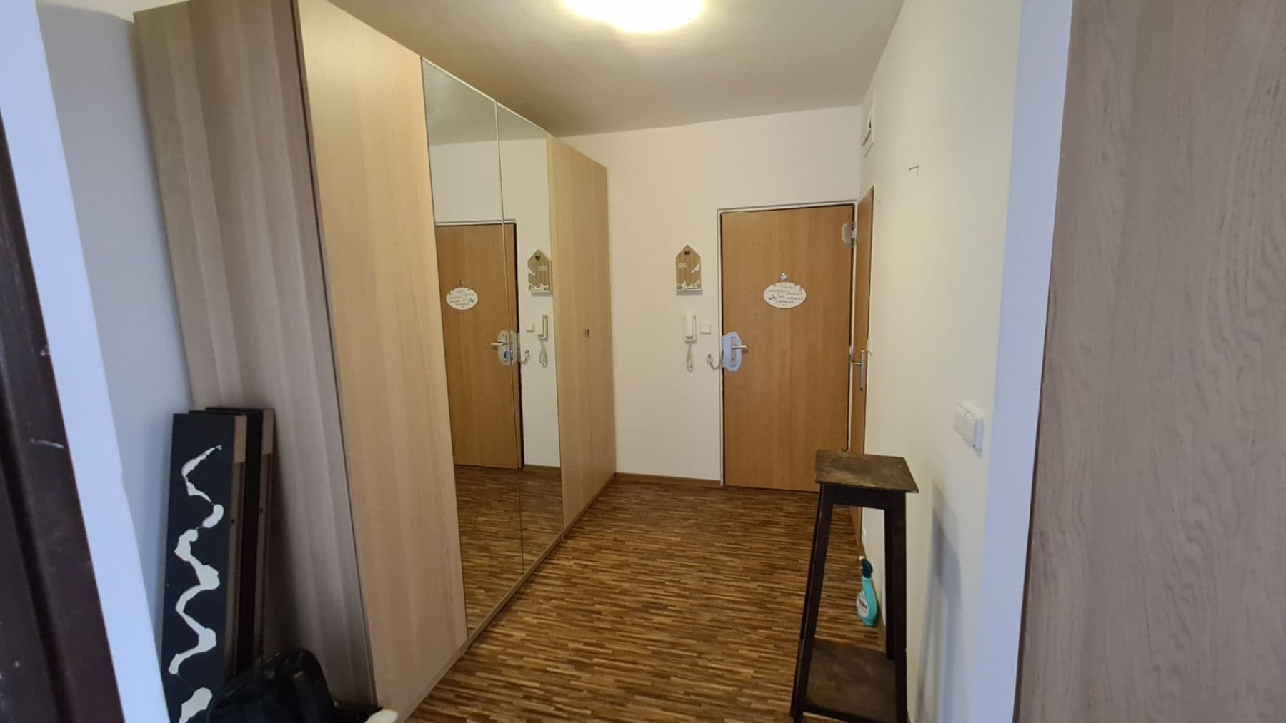 Pronájem bytu 2+1 64 m², Modenská, Karlovy Vary, Karlovarský kraj Pronájem bytu 2+1 64 m², Modenská, Karlovy Vary, Karlovarský kraj