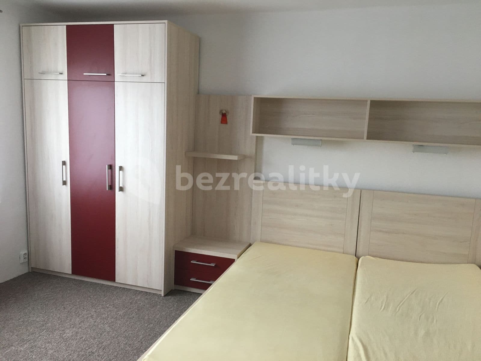 Pronájem bytu 3+1 75 m², Husova tř., České Budějovice, Jihočeský kraj