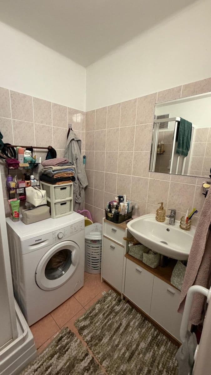 Pronájem bytu 1+1 35 m², Třída Míru, Beroun, Středočeský kraj Pronájem bytu 1+1 35 m², Třída Míru, Beroun, Středočeský kraj