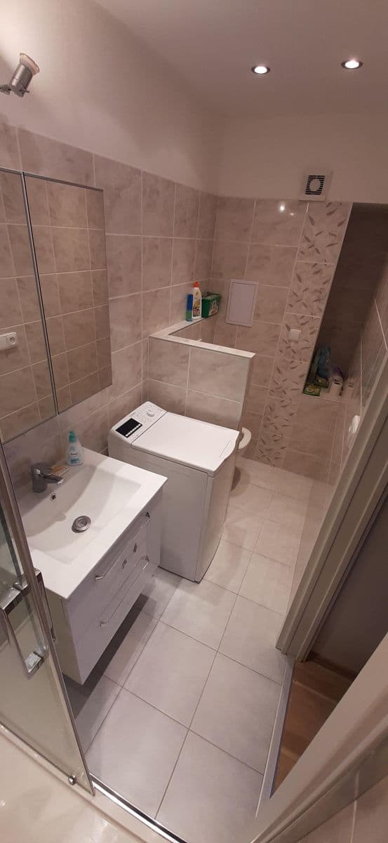 Pronájem bytu 2+kk 42 m², Laudova, Praha, Praha Pronájem bytu 2+kk 42 m², Laudova, Praha, Praha