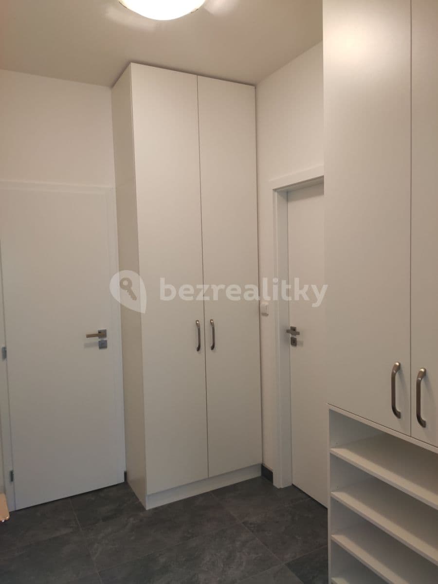 Pronájem bytu 1+kk 36 m², Olomouc, Olomoucký kraj Pronájem bytu 1+kk 36 m², Olomouc, Olomoucký kraj