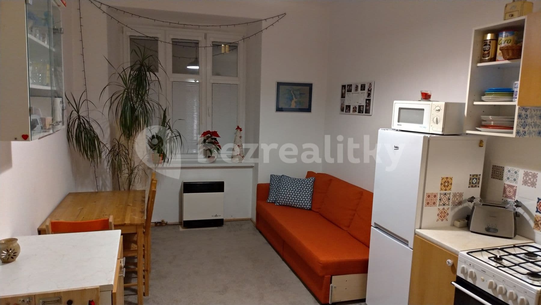 Pronájem bytu 1+1 49 m², Hradeckých, Praha, Praha Pronájem bytu 1+1 49 m², Hradeckých, Praha, Praha