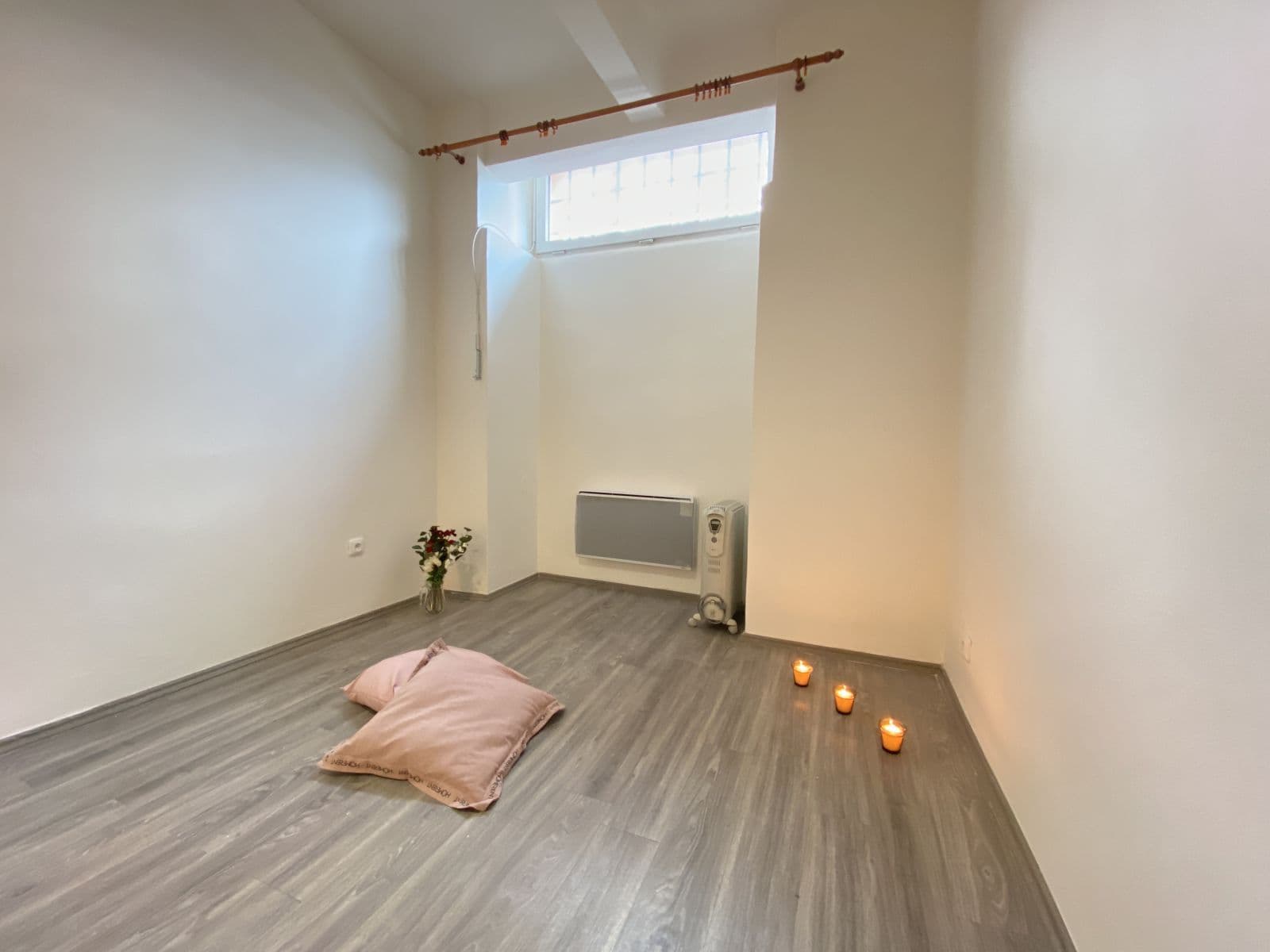 Pronájem bytu 2+1 44 m², Ruská, Praha, Praha Pronájem bytu 2+1 44 m², Ruská, Praha, Praha