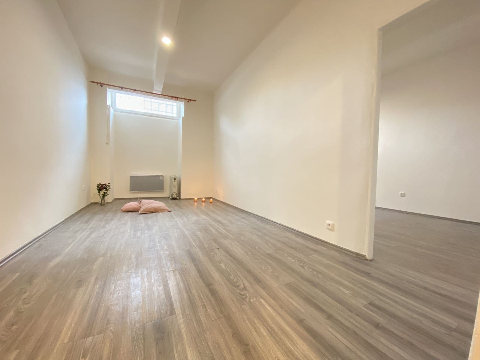 Pronájem bytu 2+1 44 m², Ruská, Praha, Praha Pronájem bytu 2+1 44 m², Ruská, Praha, Praha