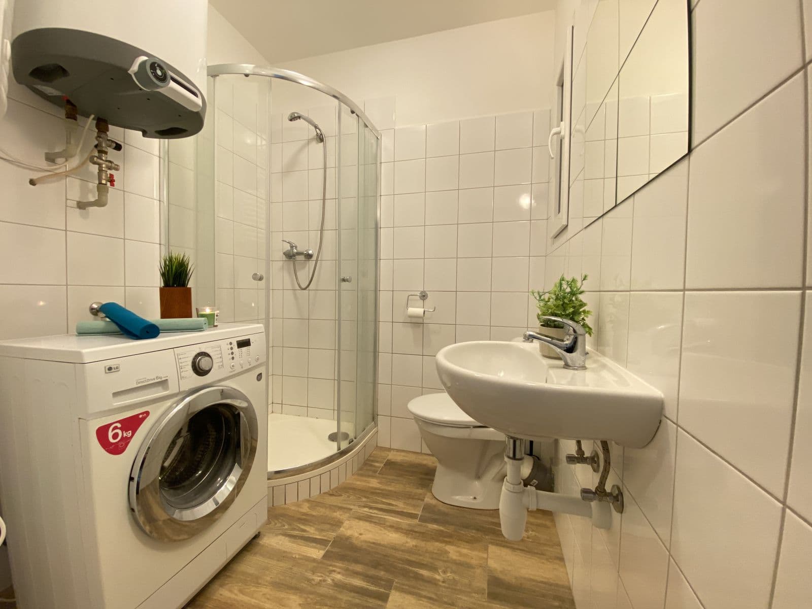 Pronájem bytu 2+1 44 m², Ruská, Praha, Praha Pronájem bytu 2+1 44 m², Ruská, Praha, Praha