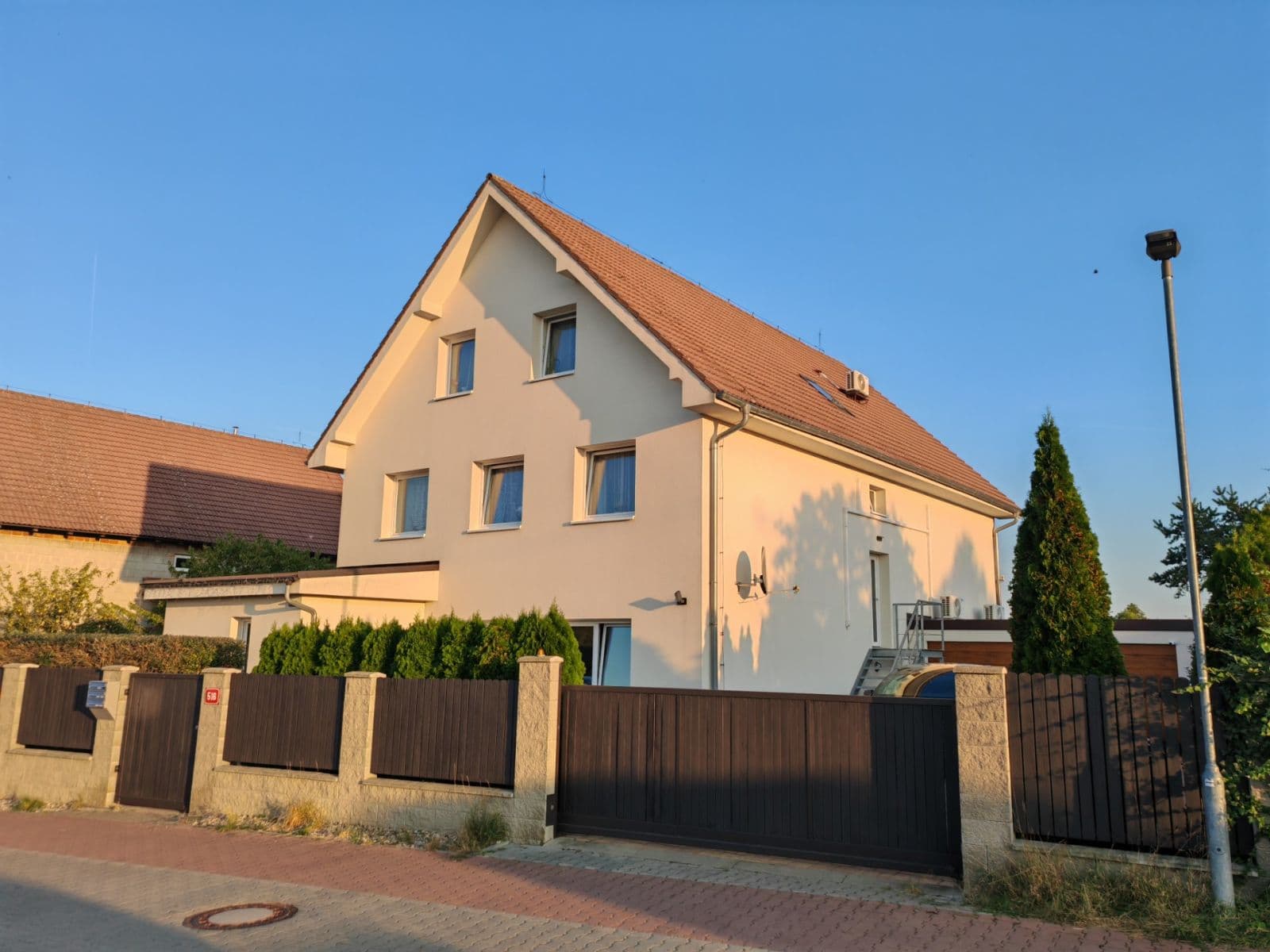 Pronájem bytu 3+kk 120 m², Severní, Horoměřice, Středočeský kraj Pronájem bytu 3+kk 120 m², Severní, Horoměřice, Středočeský kraj