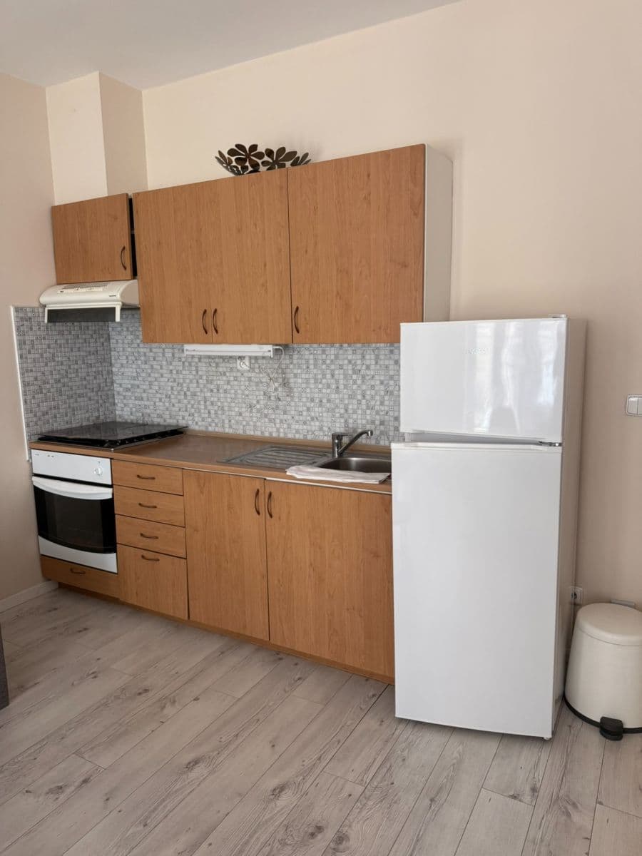 Pronájem bytu 1+kk 24 m², Lipnická, Praha, Praha Pronájem bytu 1+kk 24 m², Lipnická, Praha, Praha