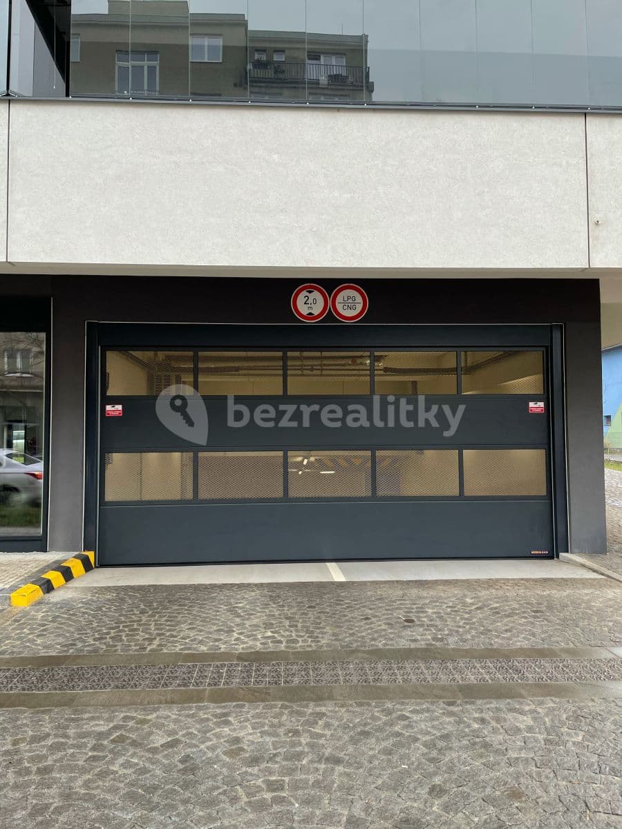 Pronájem garáže 13 m², Argentinská, Praha, Praha Pronájem garáže 13 m², Argentinská, Praha, Praha