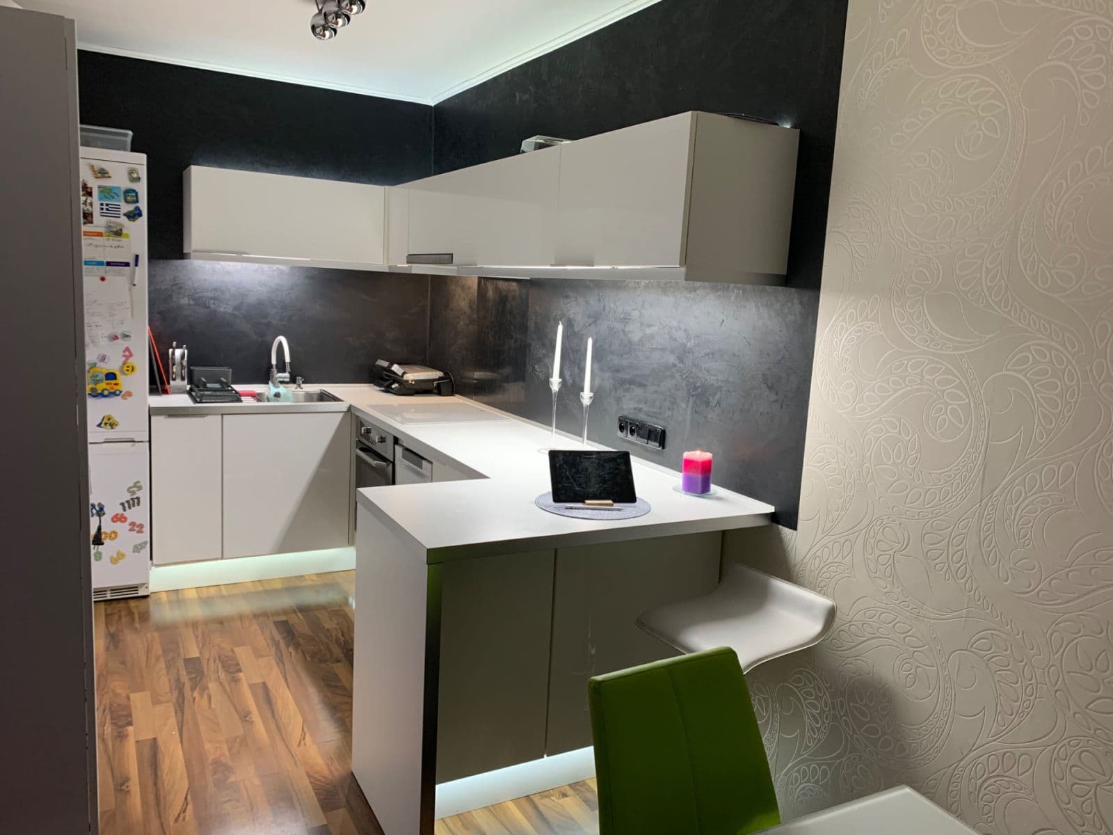 Prodej bytu 3+1 73 m², Jateční, Kolín, Středočeský kraj Prodej bytu 3+1 73 m², Jateční, Kolín, Středočeský kraj