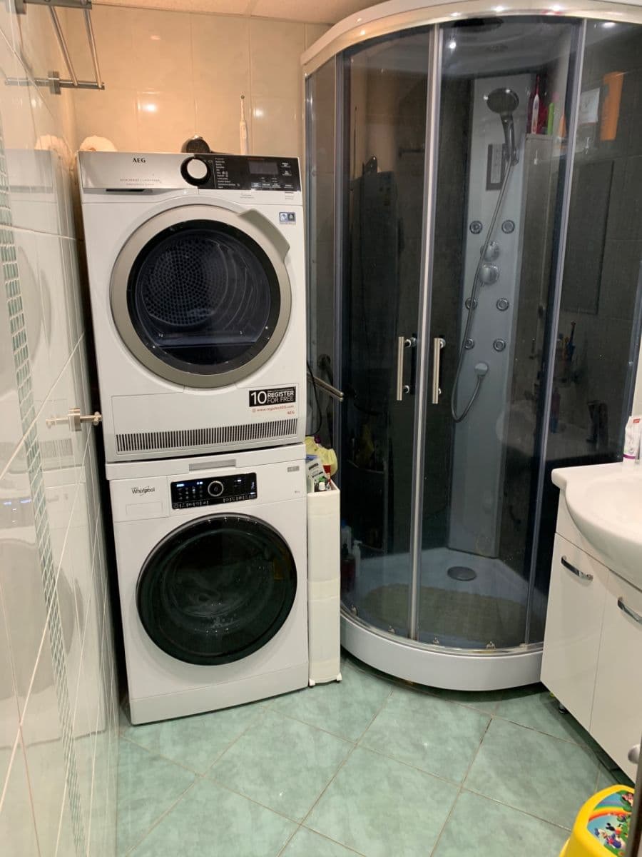 Prodej bytu 3+1 73 m², Jateční, Kolín, Středočeský kraj Prodej bytu 3+1 73 m², Jateční, Kolín, Středočeský kraj