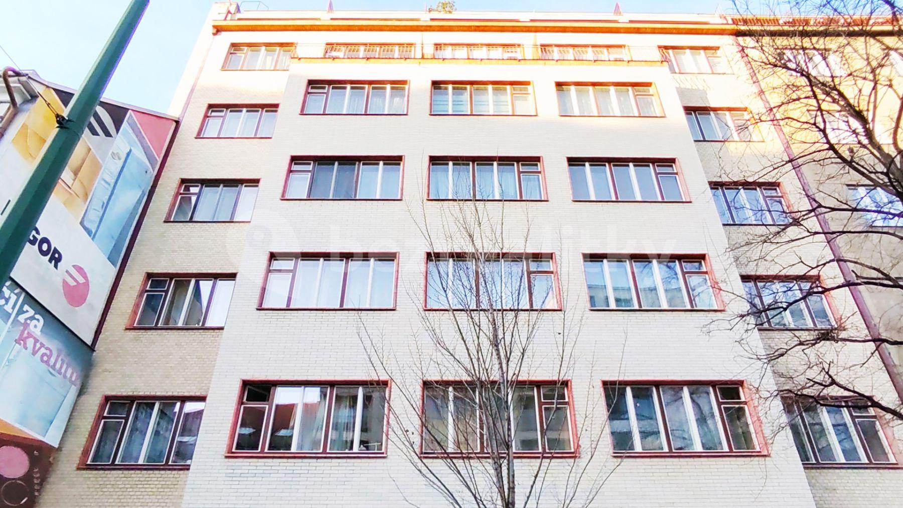 Prodej bytu 2+kk 48 m², Sokolovská, Praha, Praha