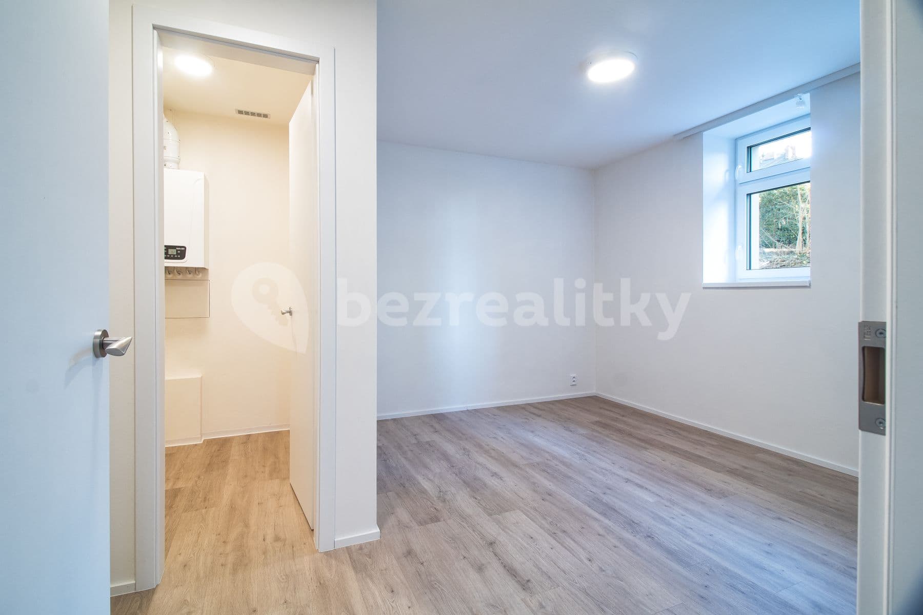 Pronájem bytu 2+1 89 m², Holého, Liberec, Liberecký kraj Pronájem bytu 2+1 89 m², Holého, Liberec, Liberecký kraj