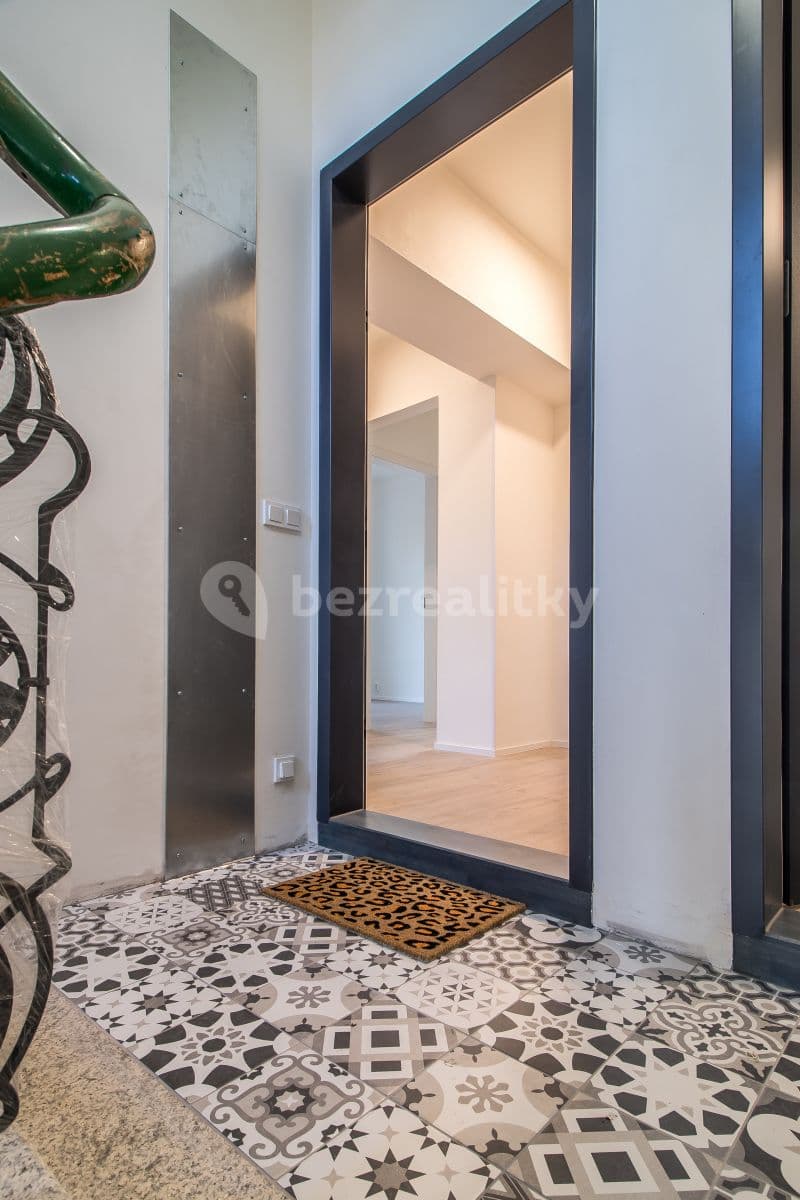 Pronájem bytu 2+1 89 m², Holého, Liberec, Liberecký kraj Pronájem bytu 2+1 89 m², Holého, Liberec, Liberecký kraj