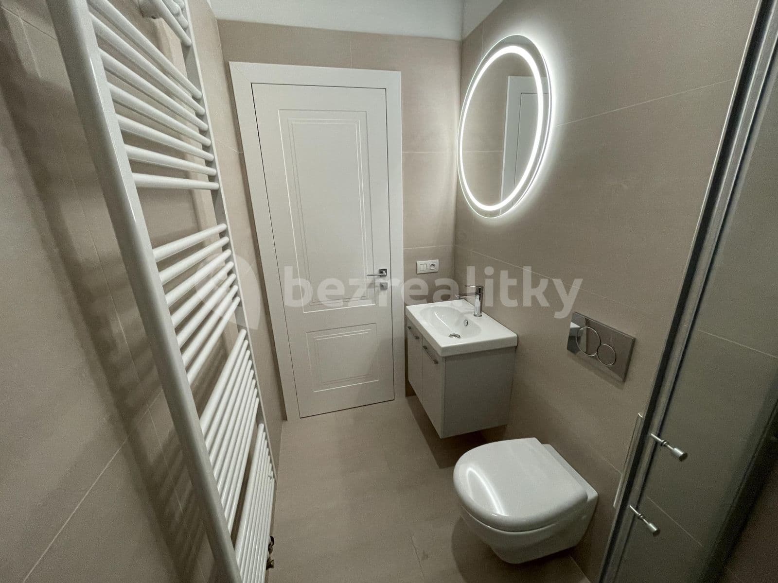 Pronájem bytu 2+kk 37 m², Kmochova, Praha, Praha Pronájem bytu 2+kk 37 m², Kmochova, Praha, Praha