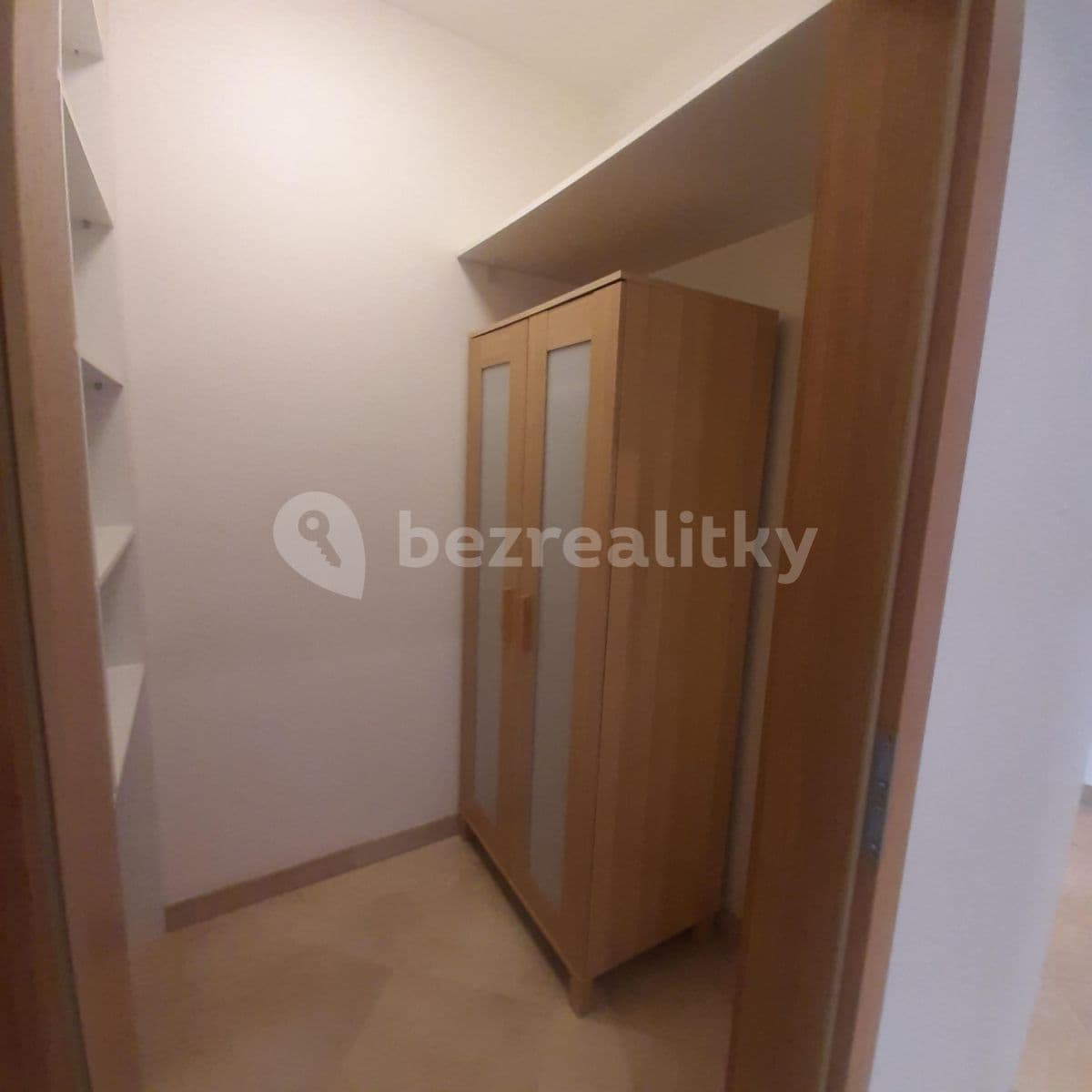 Pronájem bytu 2+kk 62 m², Tlumačovská, Praha, Praha Pronájem bytu 2+kk 62 m², Tlumačovská, Praha, Praha