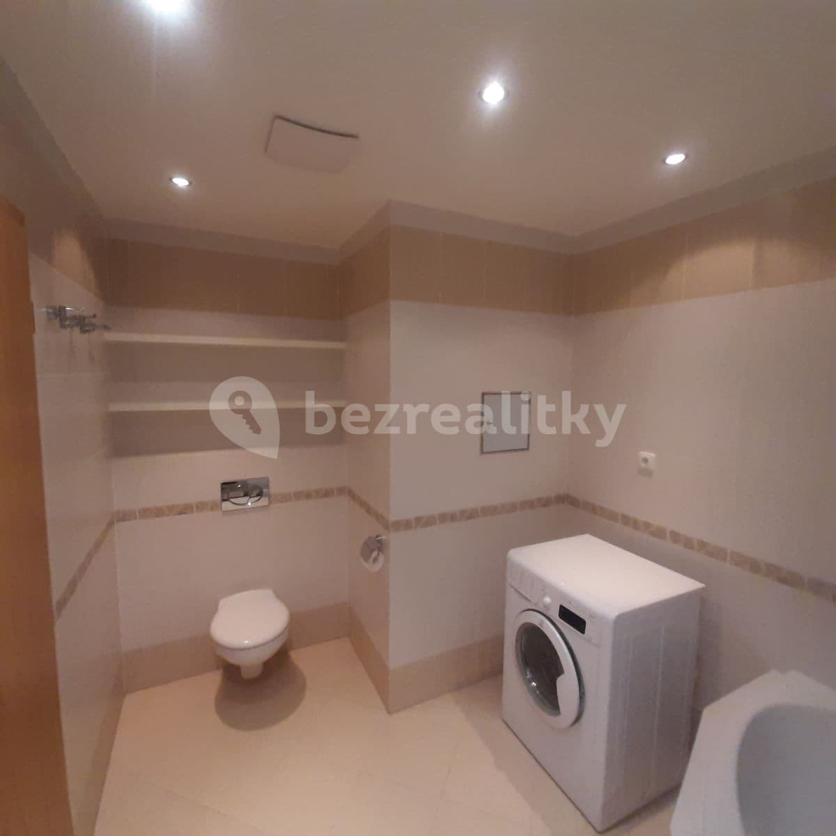 Pronájem bytu 2+kk 62 m², Tlumačovská, Praha, Praha Pronájem bytu 2+kk 62 m², Tlumačovská, Praha, Praha