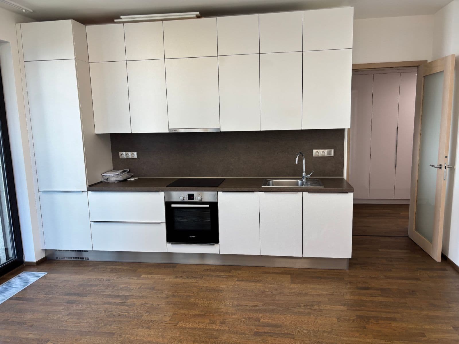 Pronájem bytu 2+kk 56 m², Sanderova, Praha, Praha Pronájem bytu 2+kk 56 m², Sanderova, Praha, Praha