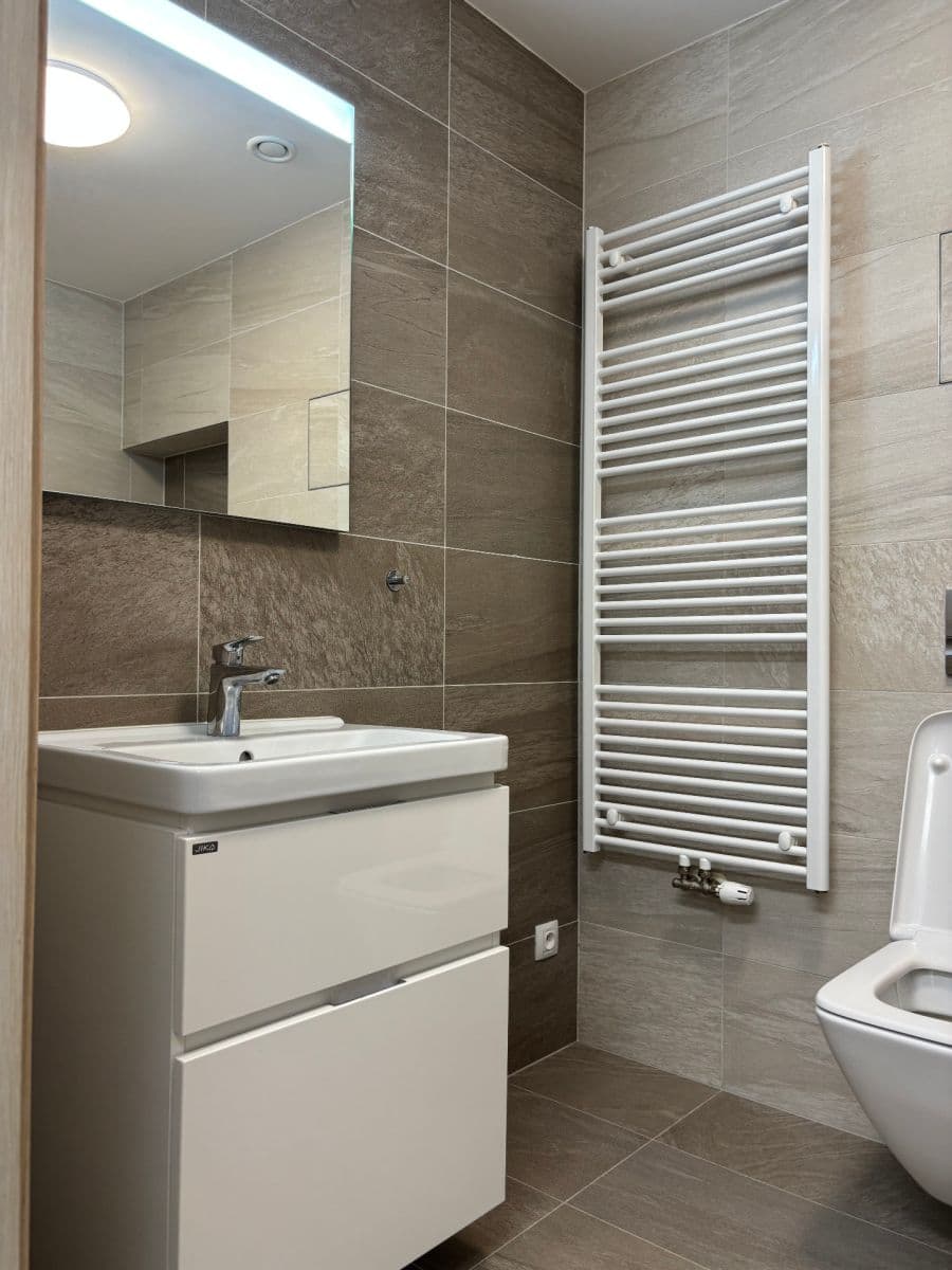 Pronájem bytu 2+kk 56 m², Sanderova, Praha, Praha Pronájem bytu 2+kk 56 m², Sanderova, Praha, Praha