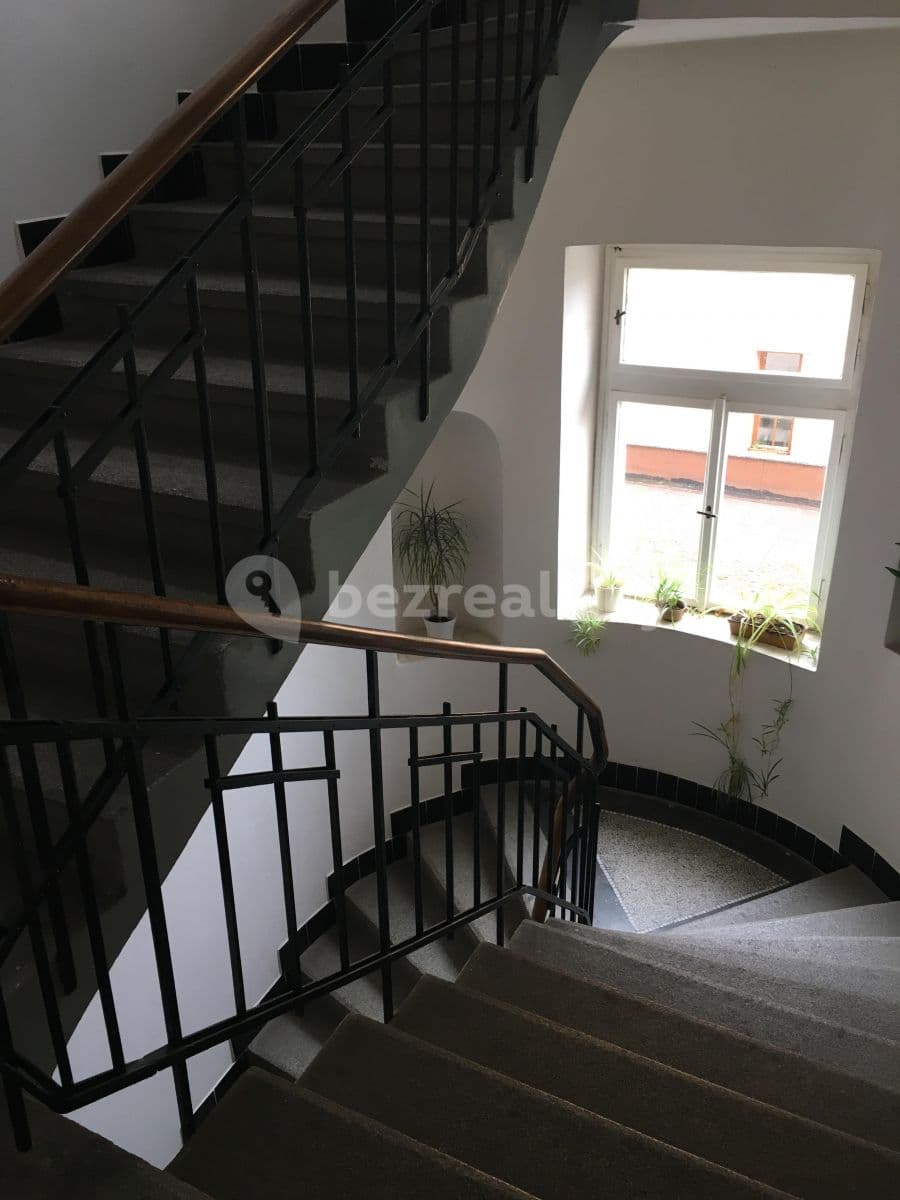 Pronájem bytu 1+1 46 m², Cetyňská, Praha, Praha Pronájem bytu 1+1 46 m², Cetyňská, Praha, Praha