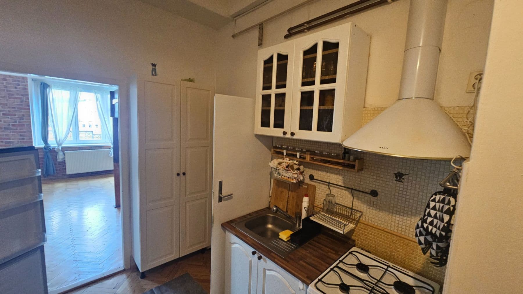 Pronájem bytu 2+1 53 m², Petrohradská, Praha, Praha Pronájem bytu 2+1 53 m², Petrohradská, Praha, Praha