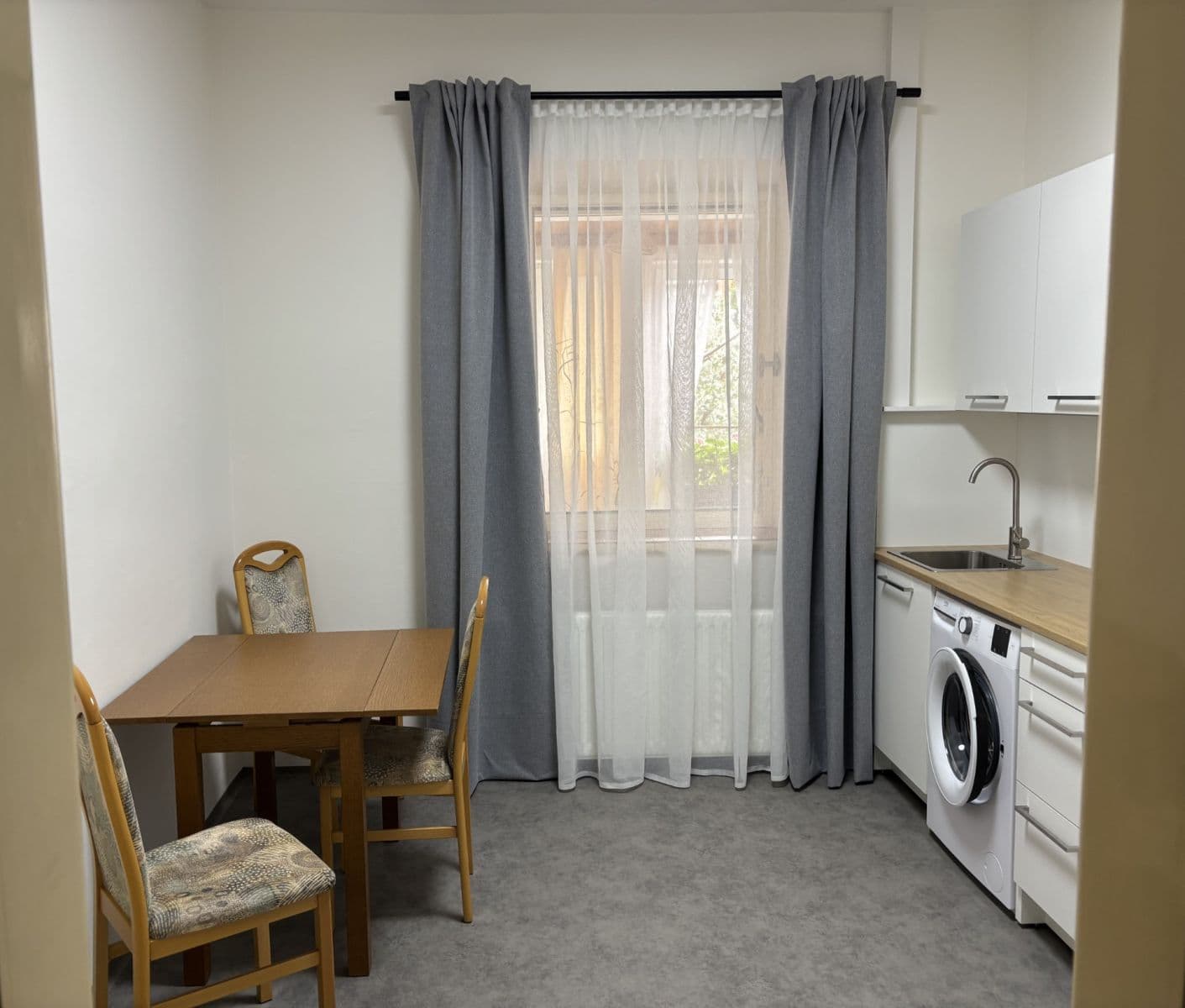 Pronájem bytu 1+1 35 m², Čelakovského, Brno, Jihomoravský kraj Pronájem bytu 1+1 35 m², Čelakovského, Brno, Jihomoravský kraj