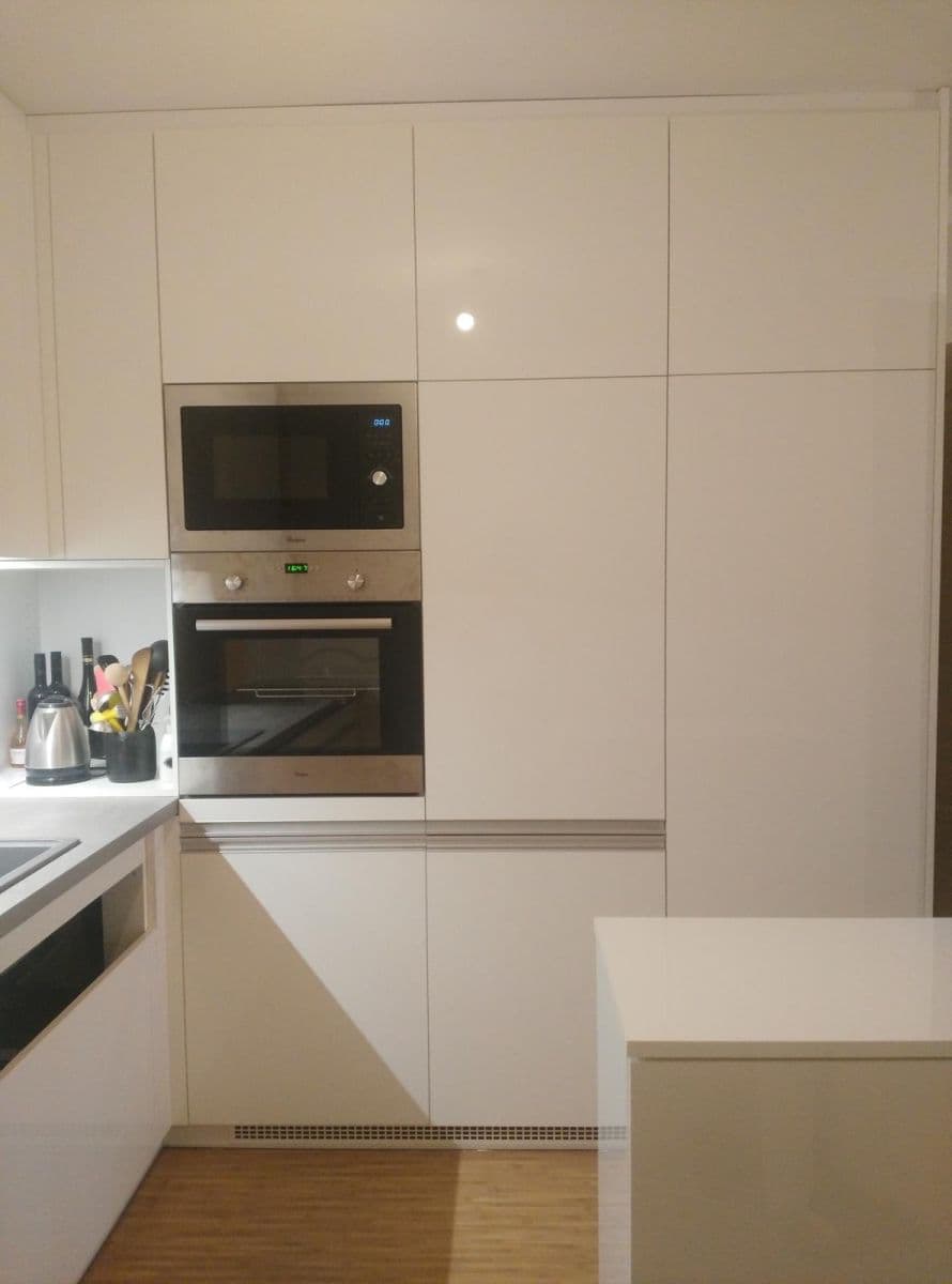 Pronájem bytu 2+kk 53 m², Václavkova, Hradec Králové, Královéhradecký kraj Pronájem bytu 2+kk 53 m², Václavkova, Hradec Králové, Královéhradecký kraj