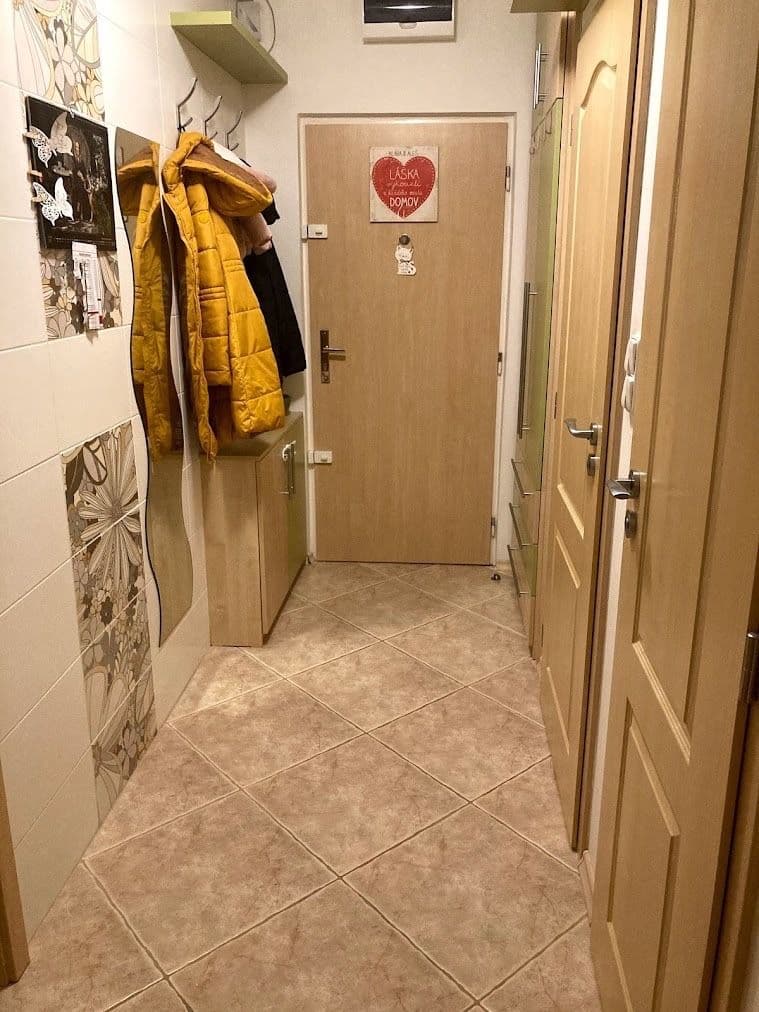 Pronájem bytu 2+kk 53 m², Václavkova, Hradec Králové, Královéhradecký kraj Pronájem bytu 2+kk 53 m², Václavkova, Hradec Králové, Královéhradecký kraj