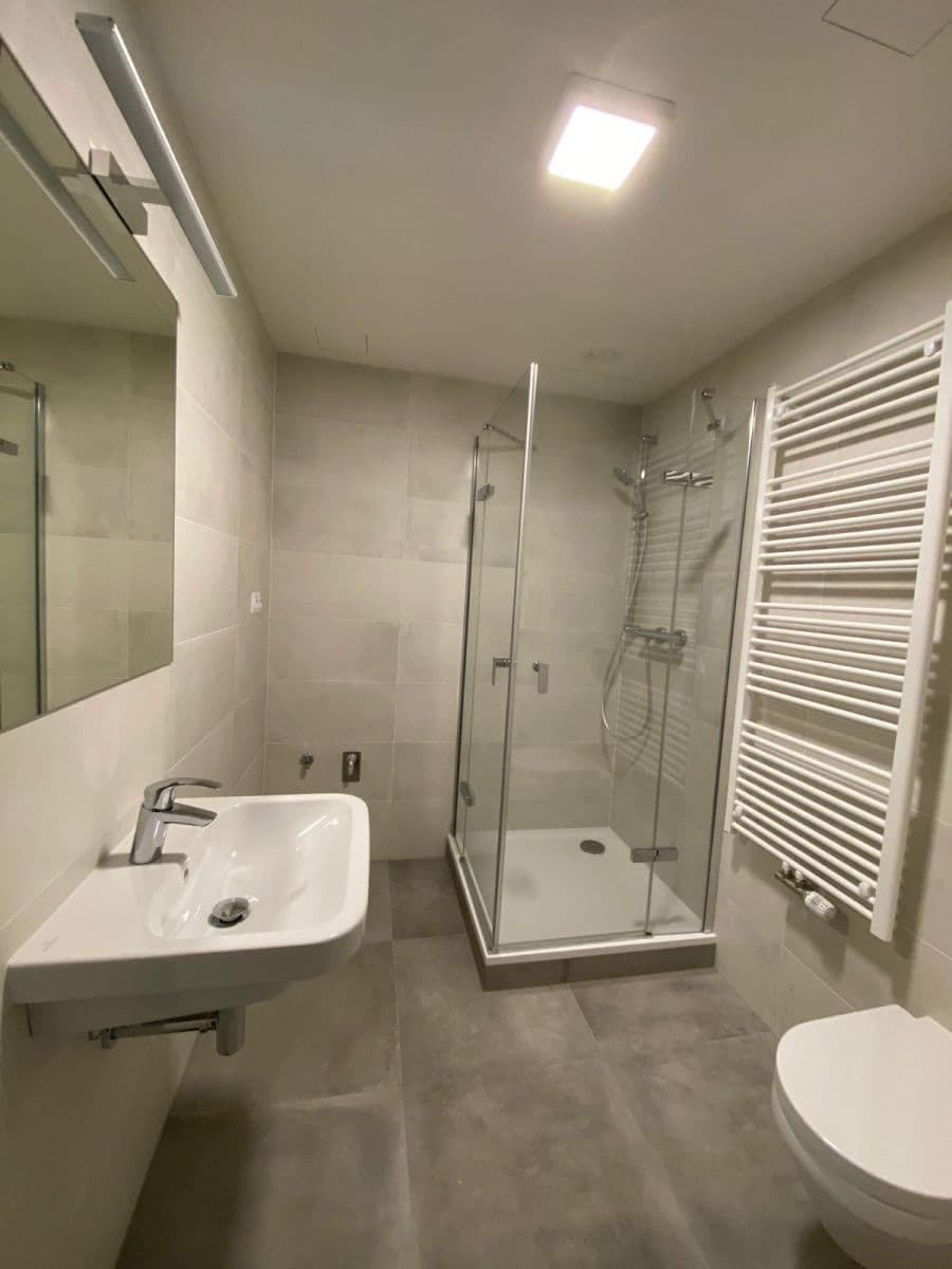 Pronájem bytu 1+kk 35 m², Křižíkova, Praha, Praha Pronájem bytu 1+kk 35 m², Křižíkova, Praha, Praha