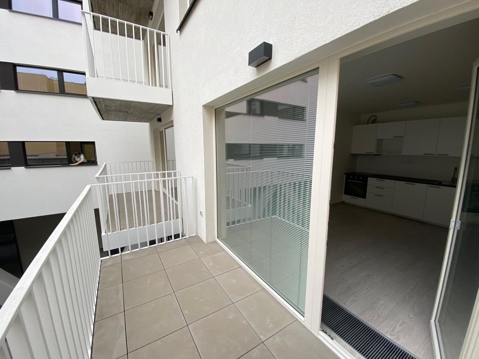 Pronájem bytu 1+kk 35 m², Křižíkova, Praha, Praha Pronájem bytu 1+kk 35 m², Křižíkova, Praha, Praha