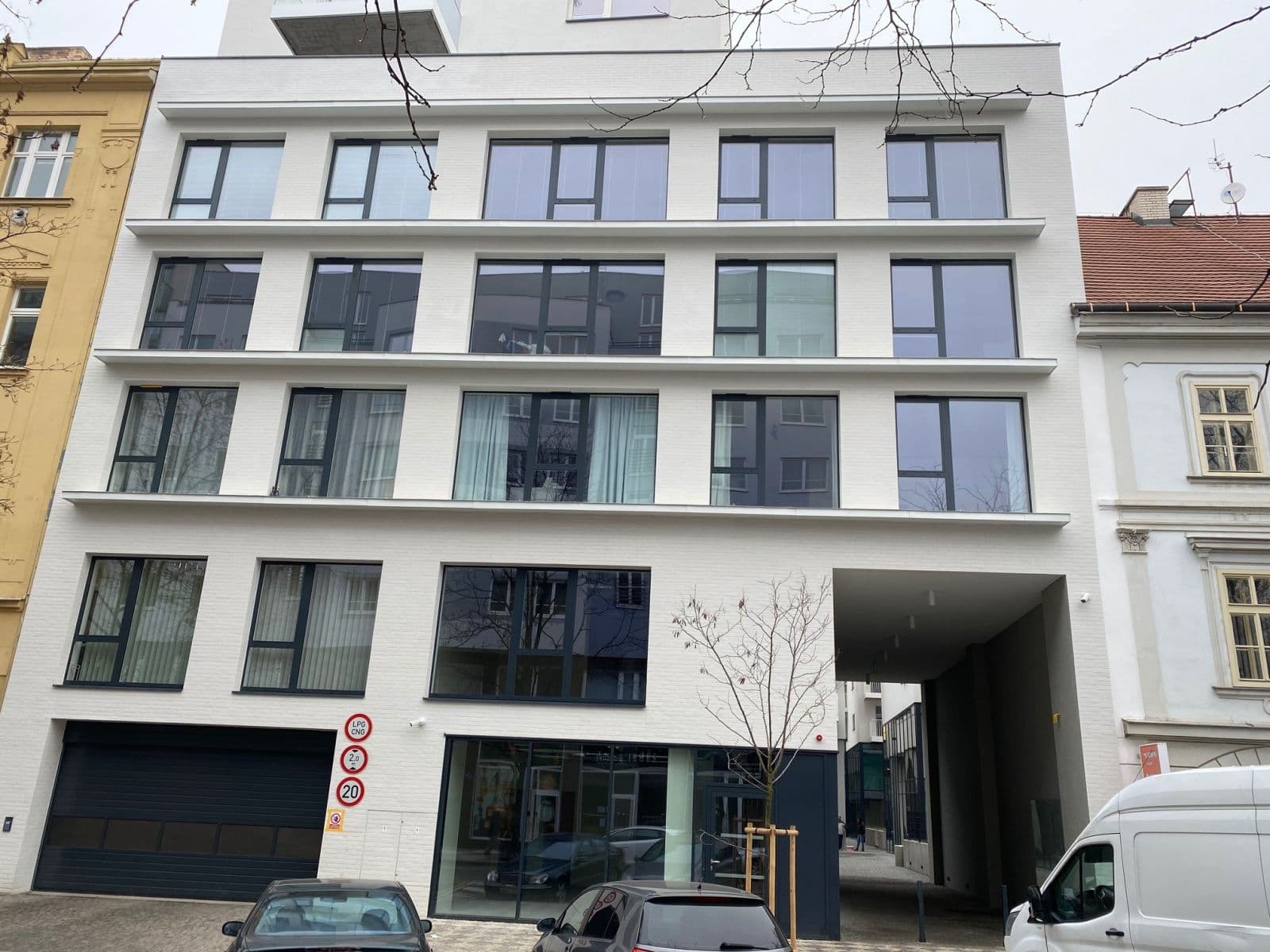 Pronájem bytu 1+kk 41 m², Křižíkova, Praha, Praha Pronájem bytu 1+kk 41 m², Křižíkova, Praha, Praha