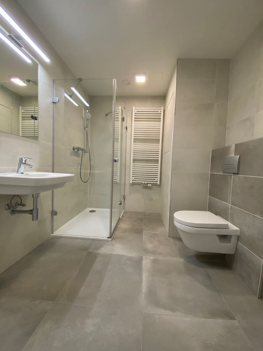 Pronájem bytu 1+kk 41 m², Křižíkova, Praha, Praha Pronájem bytu 1+kk 41 m², Křižíkova, Praha, Praha